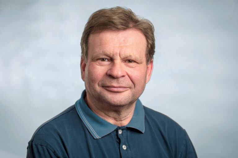 Dr. Bernhard Weindl